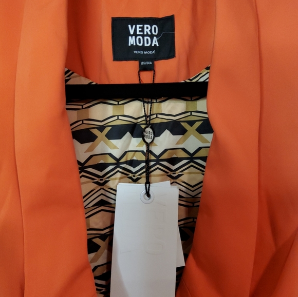 NWT Vero Moda Blazer Fits S - Picture 2 of 4